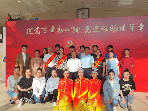 1656066192468124.jpg 集体合影.jpg